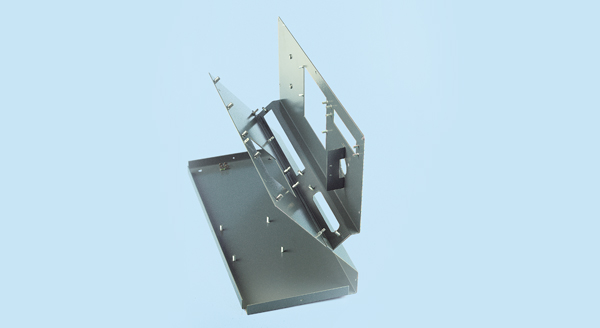 Einpressen von Gewindeelementen in Blechteile