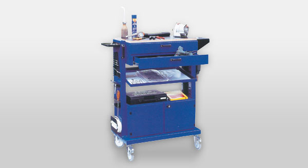 Komplettlösung Blechbearbeitung – Werkstattwagen als Beispiel