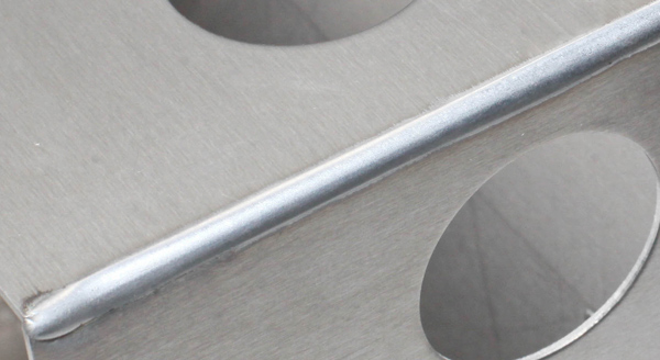 Roboterschweißen bei Mitsch Blechbearbeitung Heilbronn