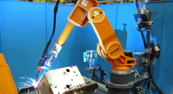 Roboterschweißen – Nahaufnahme Schweißnaht